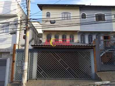 Sobrado com 3 Quartos à venda, 133m² no Jardim Santa Mena, Guarulhos
