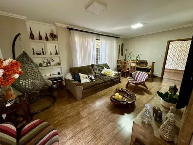 Casa com 3 Quartos à venda, 169m² no Matriz, Mauá