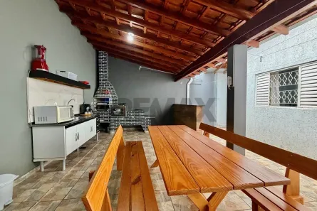 Casa com 2 Quartos à venda, 100m² no Jardim Boa Esperança, Mogi Guaçu