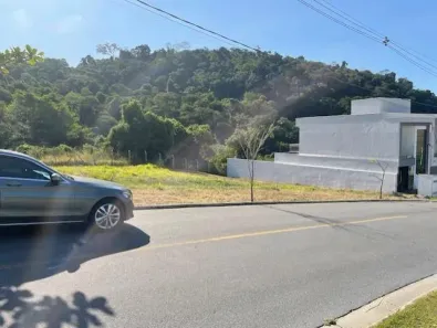 Lote/Terreno à venda, 338m² no Casa de Pedra, Volta Redonda