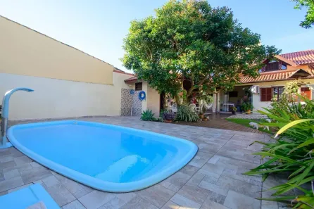 Casa com 3 Quartos à venda, 130m² no Ingleses do Rio Vermelho, Florianópolis
