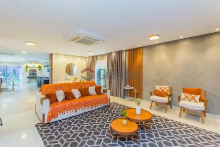 Sobrado com 3 Quartos à venda, 293m² no Harmonia, Canoas