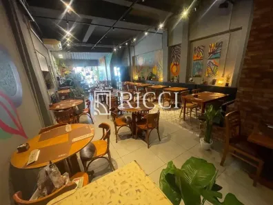 Ponto Comercial à venda, 204m² no Encruzilhada, Santos