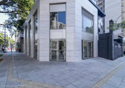Ponto Comercial para alugar, 200m² no Moema, São Paulo