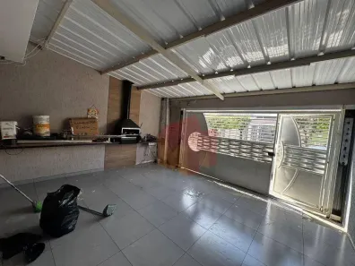 Casa com 2 Quartos à venda, 139m² no Parque Residencial Jaguari, Americana