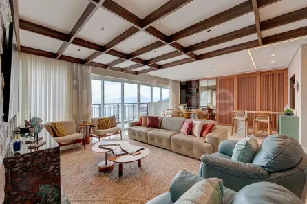 Apartamento com 5 Quartos à venda, 230m² no Centro, Balneário Camboriú