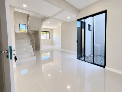 Casa de Condomínio com 2 Quartos à venda, 153m² no Gravatá, Navegantes