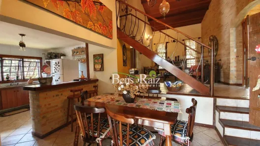 Casa com 2 Quartos à venda, 174m² no Parque Jardim Amanda, Nova Lima