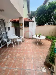 Casa de Condomínio com 2 Quartos à venda, 10m² no Sapê, Niterói