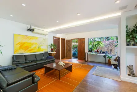 Sobrado com 3 Quartos à venda, 389m² no Pinheiros, São Paulo