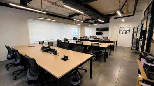 Sala Comercial para alugar, 140m² no Pinheiros, São Paulo