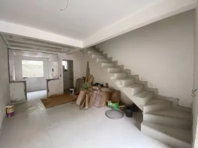 Casa com 3 Quartos à venda, 90m² no Planalto, Belo Horizonte