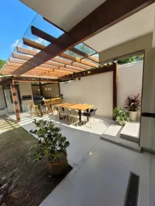 Casa com 4 Quartos à venda, 400m² no Morada de Laranjeiras, Serra
