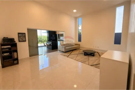 Casa de Condomínio com 3 Quartos para alugar, 209m² no Setor Habitacional Tororó, Brasília