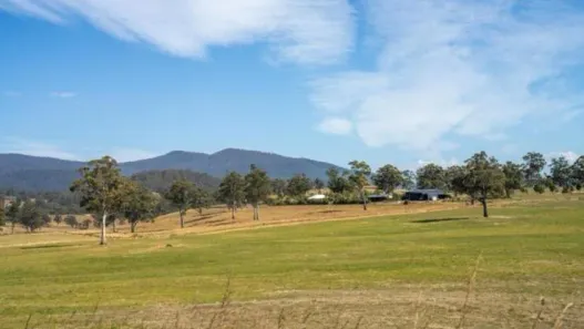 Fazenda/Sítio com 1 Quarto à venda, 10m² no Área Rural de Santa Rita de Cássia, Santa Rita de Cássia