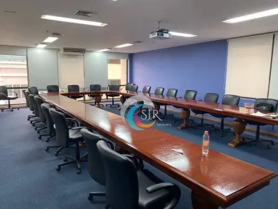 Sala Comercial para alugar, 251m² no Vila Olímpia, São Paulo