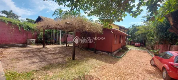 Casa com 5 Quartos à venda, 682m² no Campeche, Florianópolis