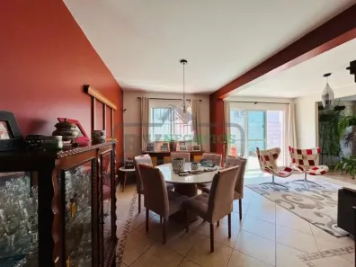 Casa com 4 Quartos à venda, 282m² no Bom Clima, Juiz de Fora