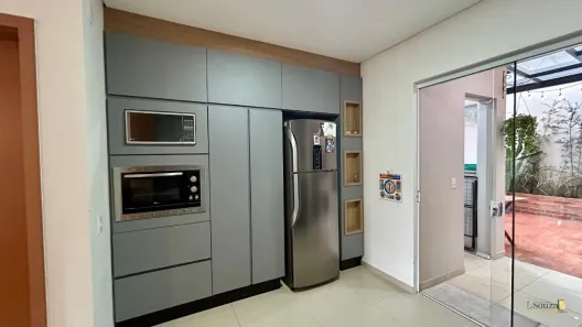 Sobrado com 2 Quartos à venda, 80m² no Costa e Silva, Joinville