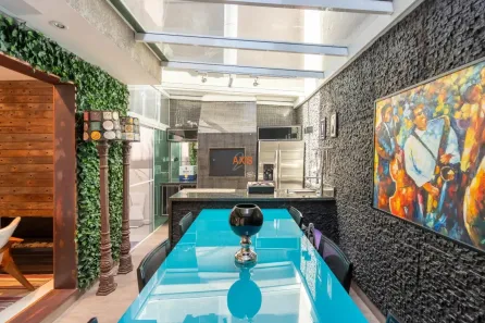 Casa de Condomínio com 3 Quartos à venda, 182m² no Jardim Social, Curitiba