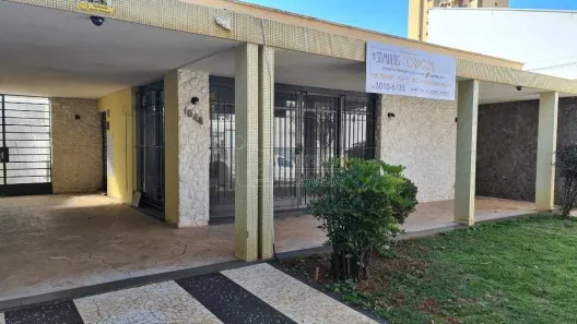 Casa com 4 Quartos para alugar, 324m² no Centro, Araraquara