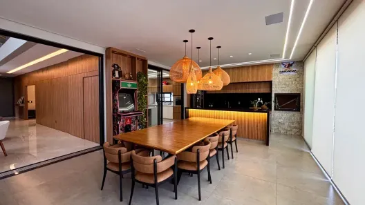 Casa de Condomínio com 4 Quartos à venda, 440m² no Granja Marileusa, Uberlândia
