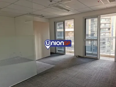 Sala Comercial à venda, 43m² no Vila Olímpia, São Paulo