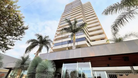 Apartamento com 4 Quartos para alugar, 266m² no Dom Bosco, Londrina