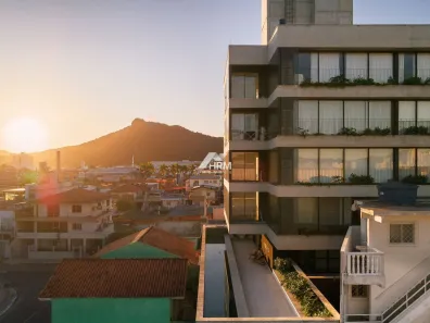 Apartamento com 2 Quartos à venda, 73m² no Centro, Balneário Camboriú
