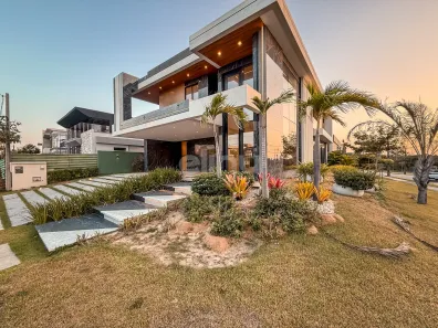 Casa de Condomínio com 4 Quartos à venda, 374m² no Santo Antonio, Eusébio