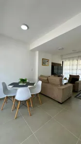 Casa de Condomínio com 2 Quartos para alugar, 60m² no Ponta Negra, Manaus