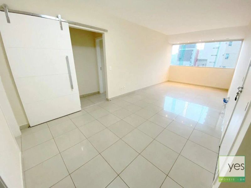 Apartamento com 3 quartos — Funcionários, Belo Horizonte