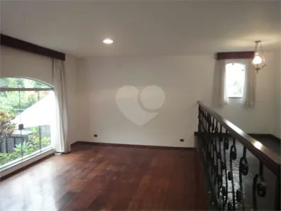Sobrado com 4 Quartos à venda, 269m² no Jardim São Bento, São Paulo