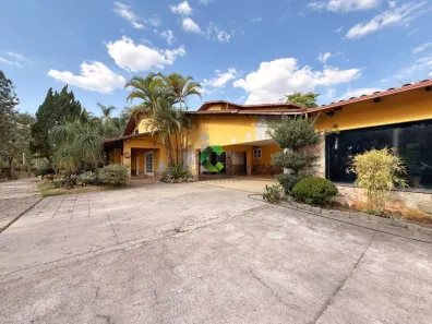 Casa de Condomínio com 8 Quartos à venda, 3302m² no Camilo Alves, Contagem