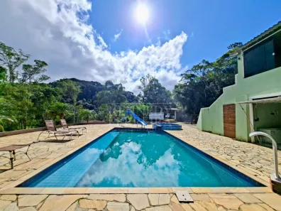 Fazenda/Sítio com 4 Quartos à venda, 2580m² no Centro, Juquitiba