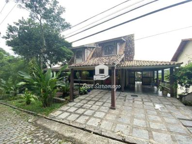 Casa de Condomínio com 5 Quartos à venda, 477m² no Badu, Niterói