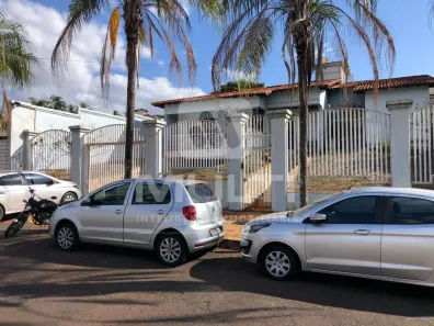 Casa com 4 Quartos à venda, 335m² no Cidade Jardim, Uberlândia