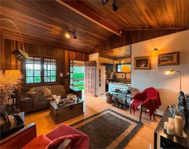 Casa com 3 Quartos à venda, 100m² no Chácara São João, Carapicuíba