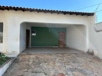 Casa com 4 Quartos à venda, 300m² no Alto Cafezal, Marília