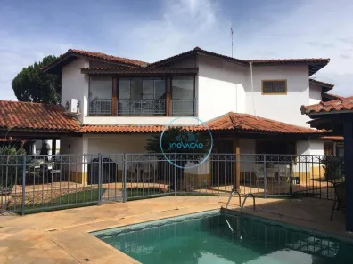 Imóvel Comercial com 6 Quartos à venda, 550m² no Santa Cecília, Brotas