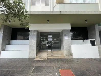 Prédio Comercial à venda, 239m² no Zona 01, Maringá