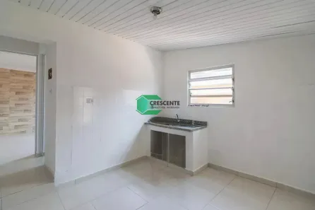 Casa com 2 Quartos para alugar, 60m² no Jardim Cristiane, Santo André