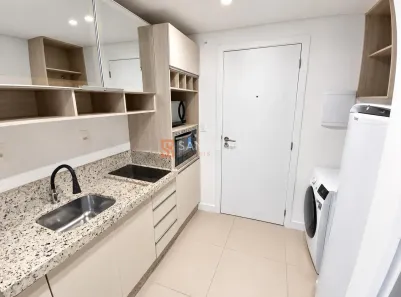 Apartamento com 1 Quarto para alugar, 31m² no Centro, Florianópolis