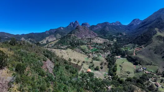 Fazenda/Sítio com 4 Quartos à venda, 500m² no Campo do Coelho, Nova Friburgo
