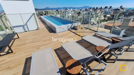 Apartamento com 2 Quartos à venda, 65m² no Jurerê, Florianópolis