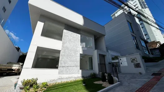 Imóvel Comercial para alugar, 150m² no Centro I, Brusque