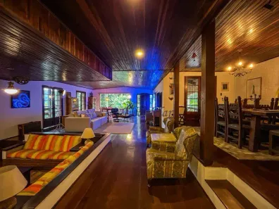 Casa de Condomínio com 5 Quartos à venda, 510m² no Caraguatá, Mairiporã