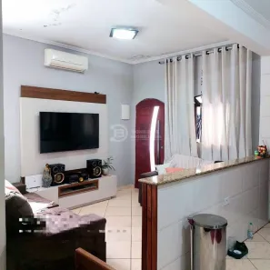 Casa com 2 Quartos à venda, 140m² no Jardim Laura, São Paulo
