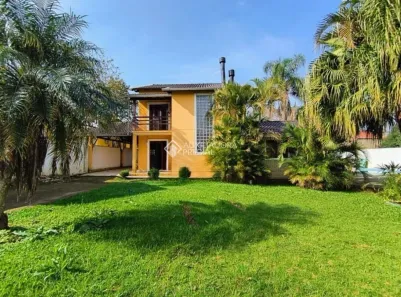 Casa de Condomínio com 5 Quartos à venda, 300m² no Sagrada Família, Gravataí