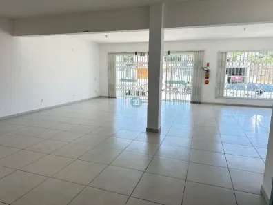 Ponto Comercial para alugar, 360m² no Rio Caveiras, Biguaçu